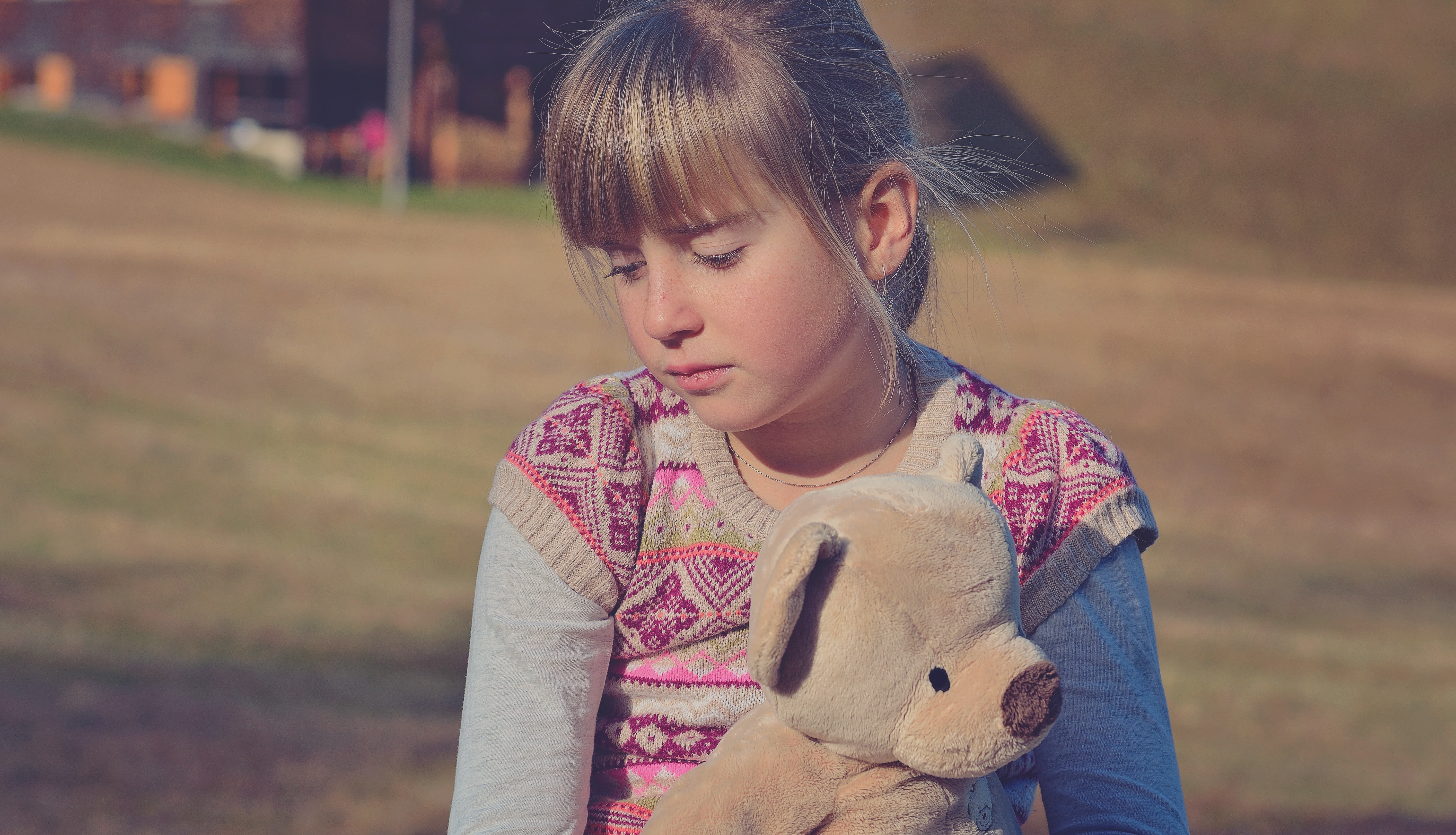 Helping Your Kids Through Emotional Difficulty