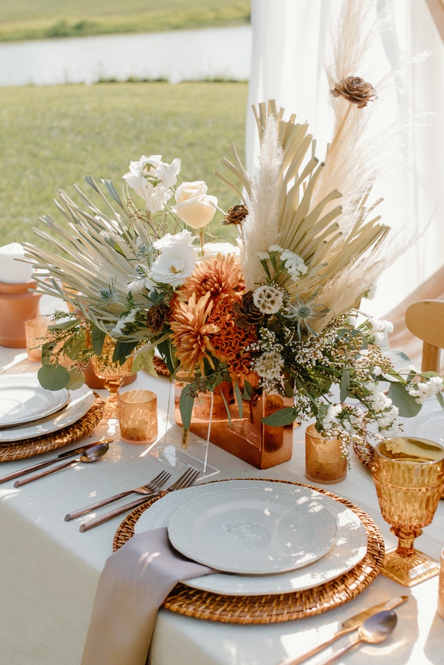 summer wedding décor